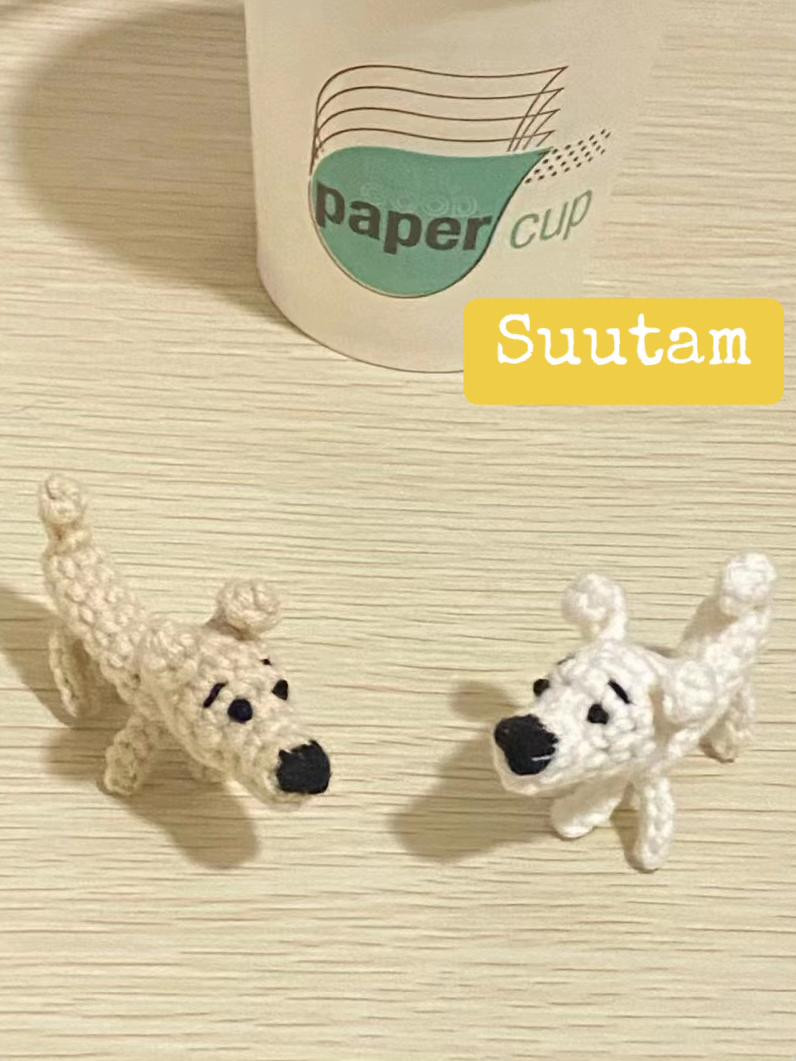 Crochet Pattern for Small Amigurumi Dogs in White and Beige