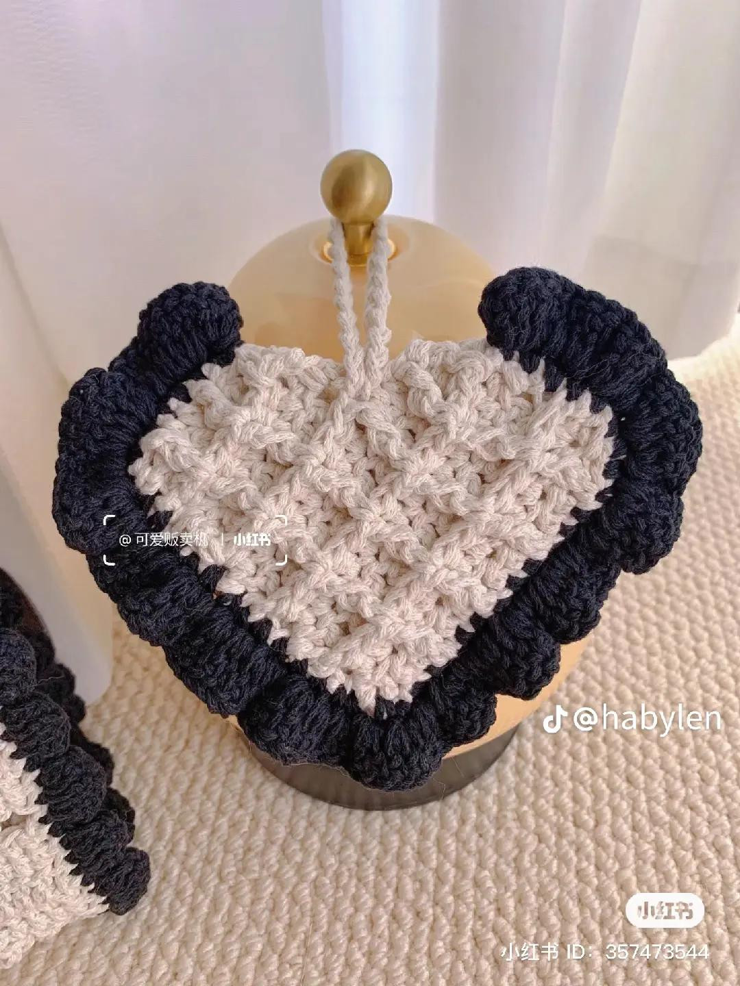 Crochet Pattern for Vintage Tote Bag with Black Ruffle Edging and Heart Charm