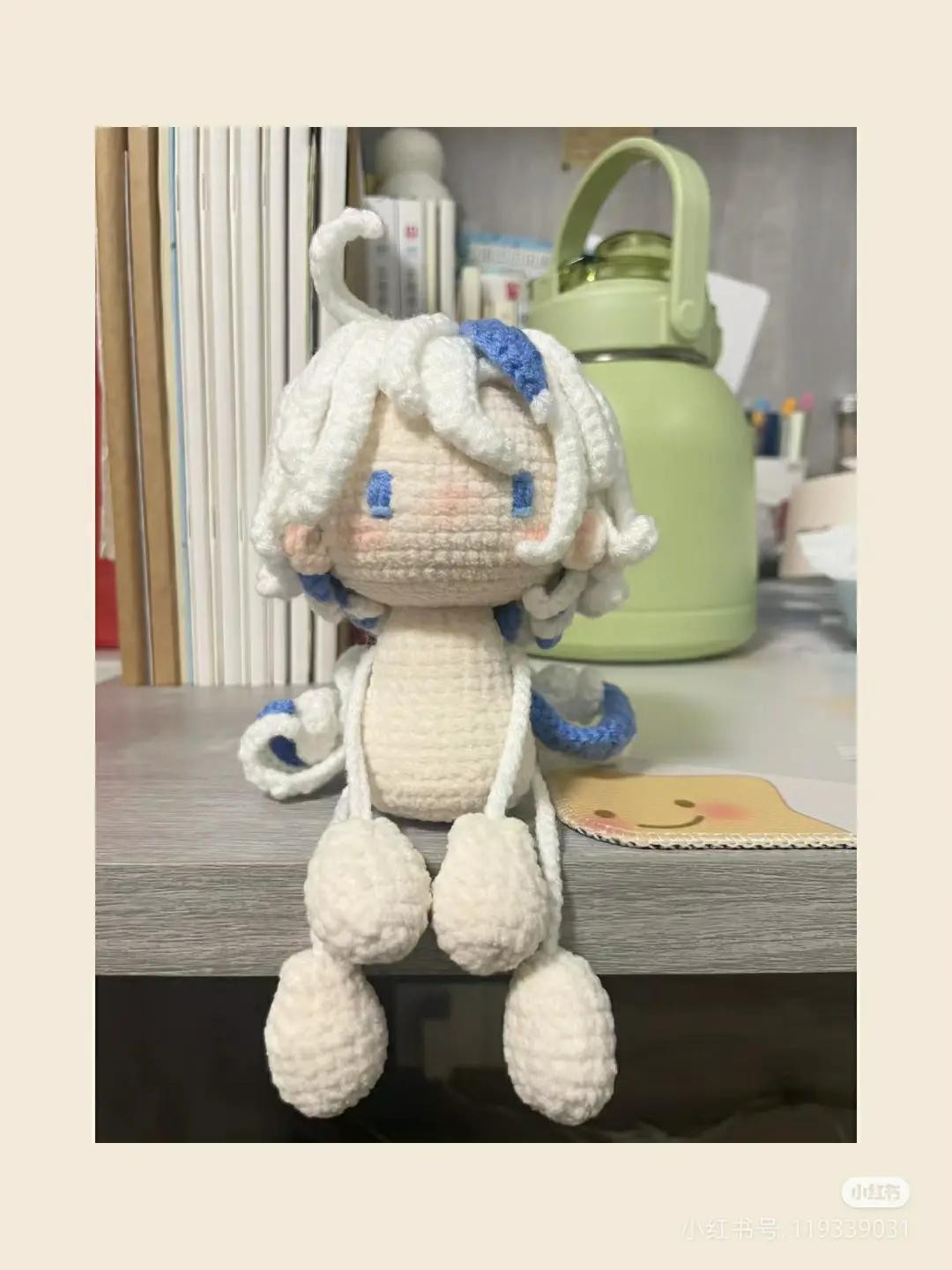Crochet Pattern for White and Blue Amigurumi Doll Hair