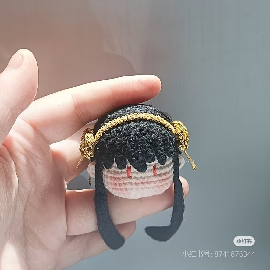 Crochet Pattern for Yor Forger Doll Head with Bangs and Braids