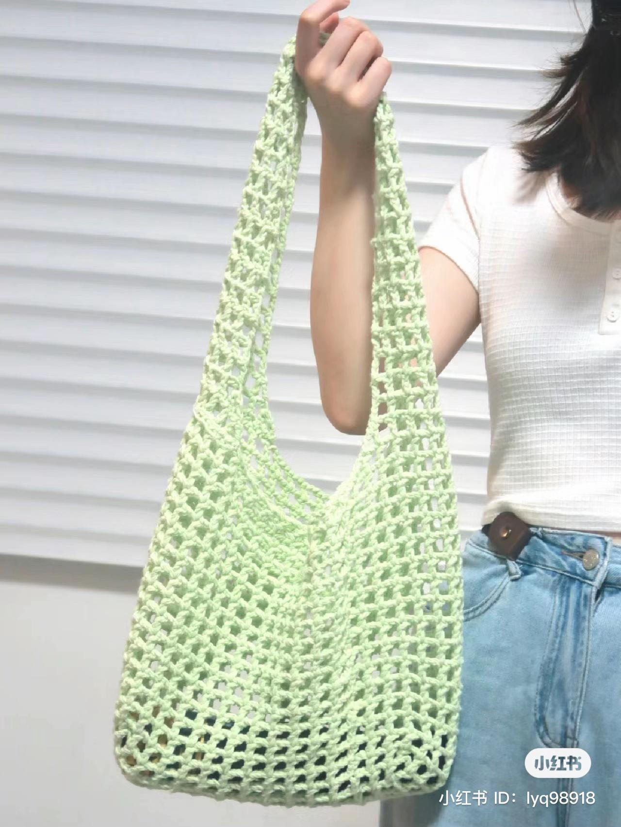 Crochet Pattern: Light Green Hollow Mesh Bag Tutorial