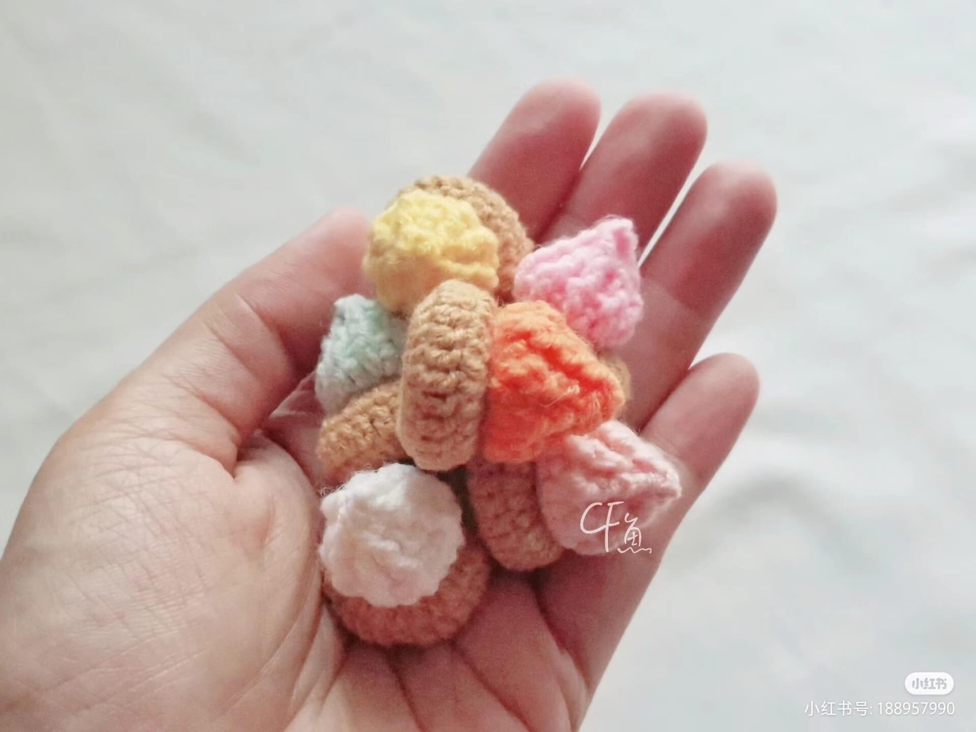 Crochet Pattern: Mini Icing Cookies with Colorful Frosting