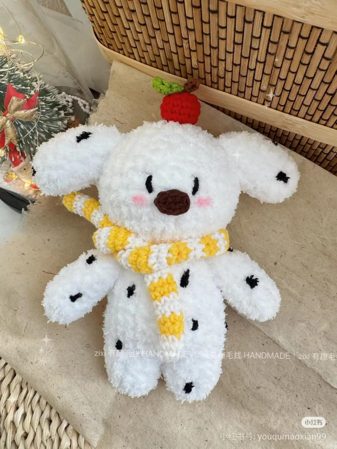 Crochet Pattern: Spotted Dog with Apple and Pear Tutorial