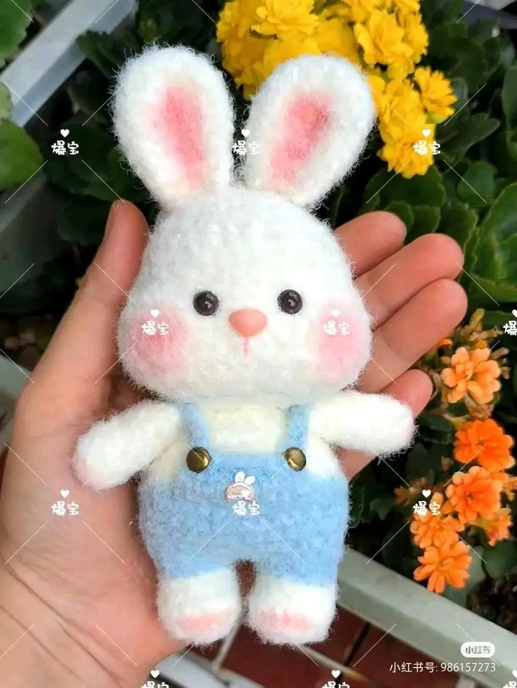 Crochet Pattern Tutorial for Cute Amigurumi Bear and Rabbit