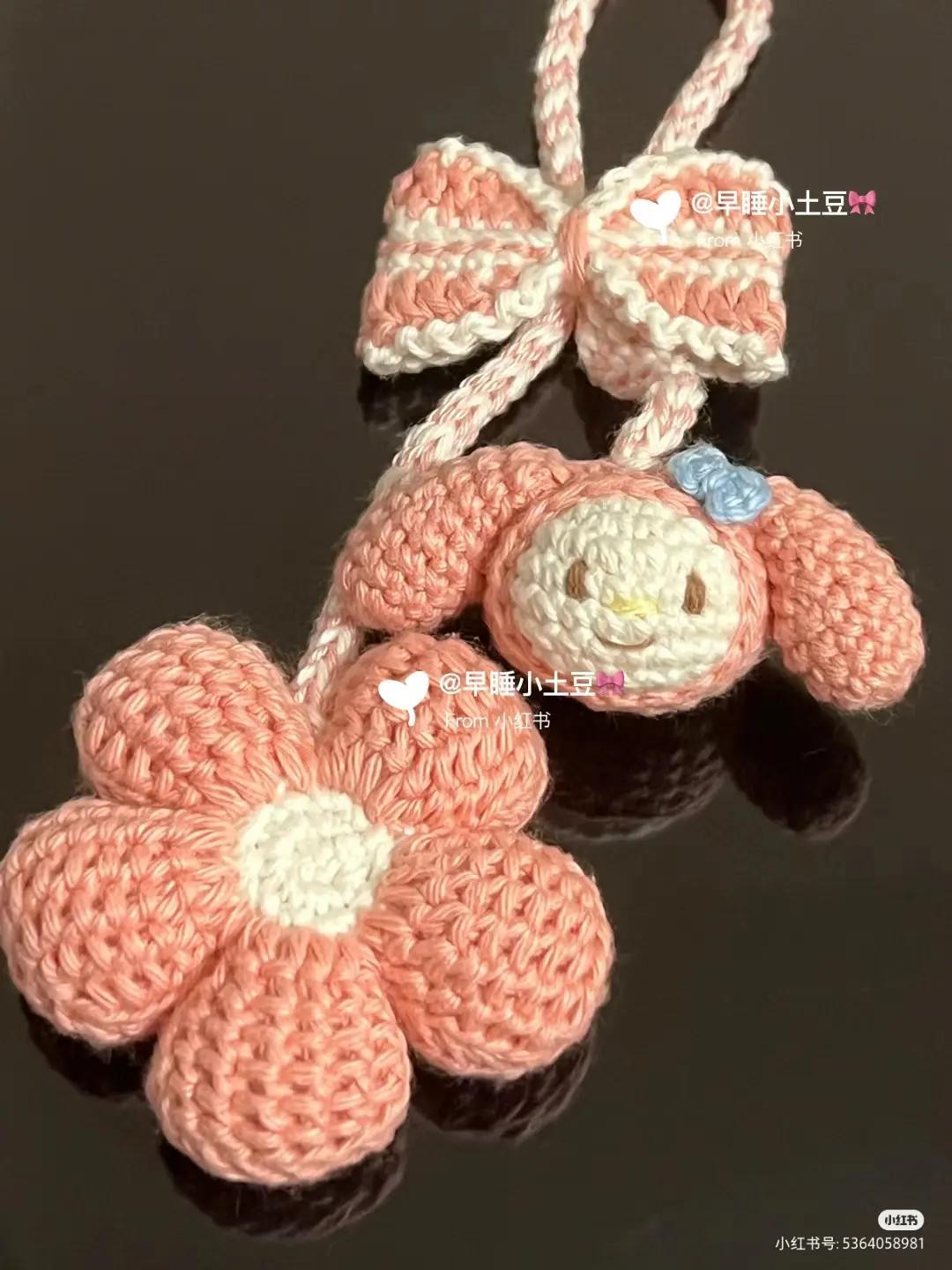 Crochet Pattern Tutorial for Cute Yellow Kero Keychain Doll with Wings and Red Bow