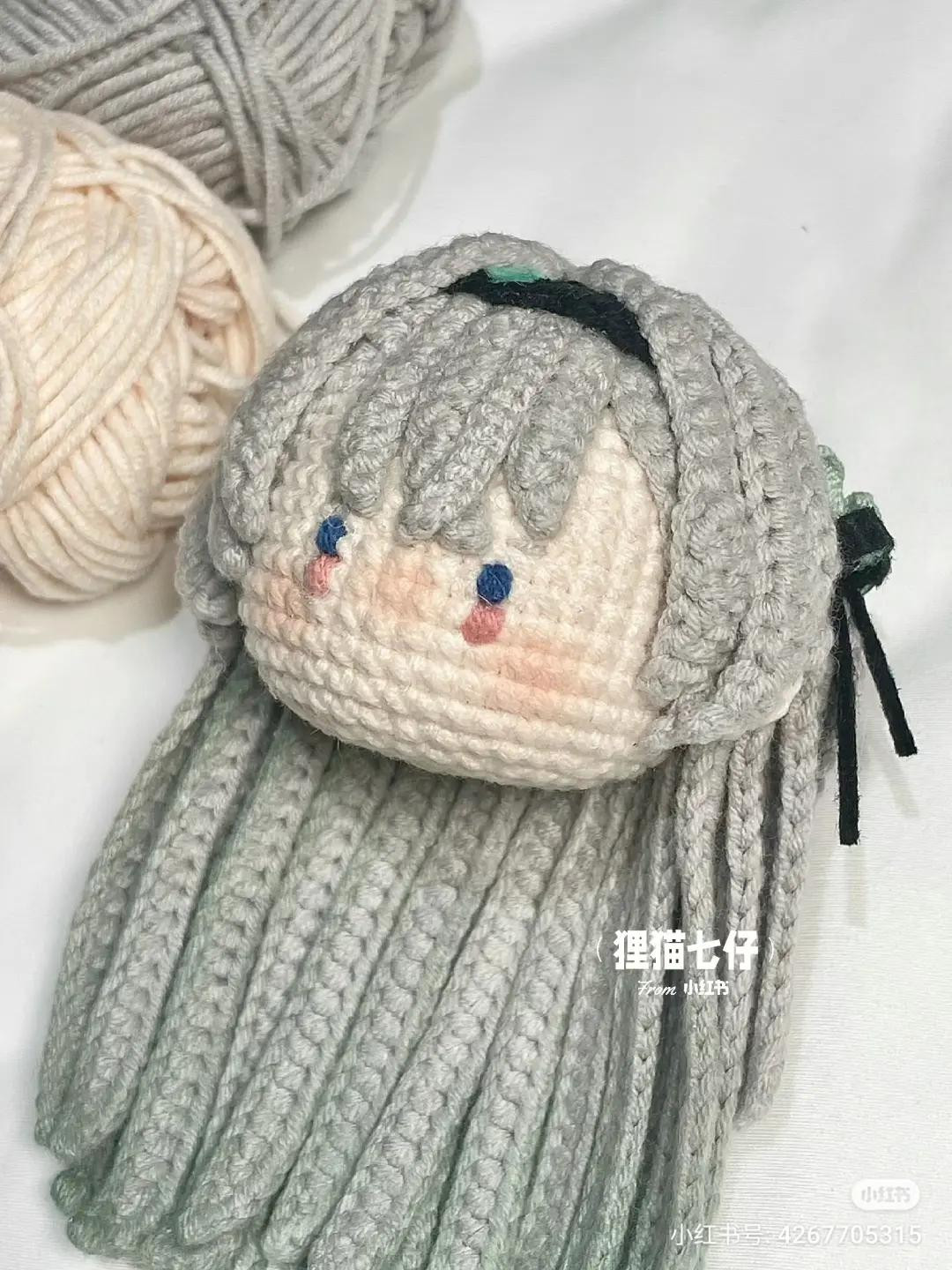 Crochet Pattern Tutorial for Firefly Amigurumi Doll Head with Grey Hair and Blue Eyes