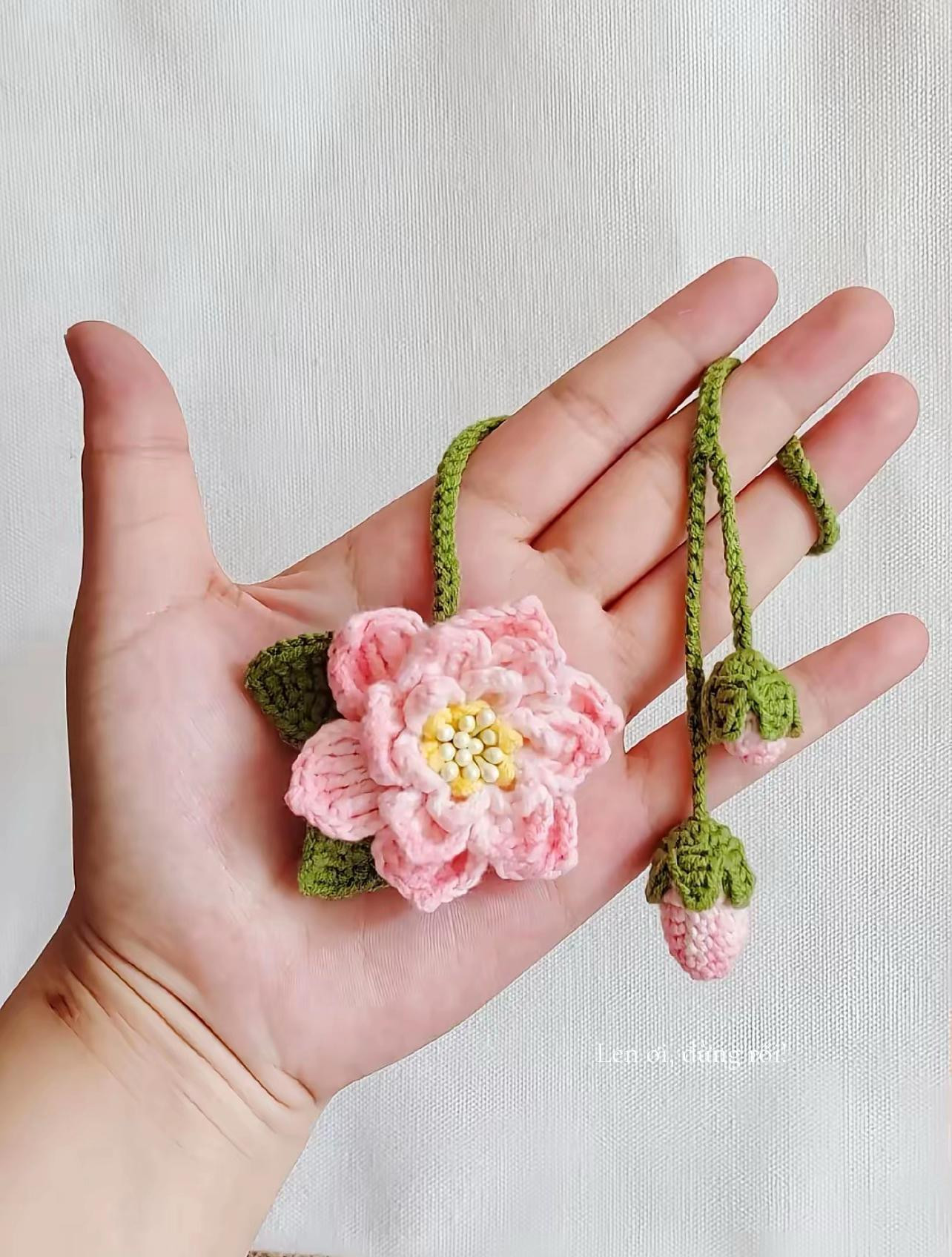 Crochet Peony Flower Bag Charm Pattern with Buds