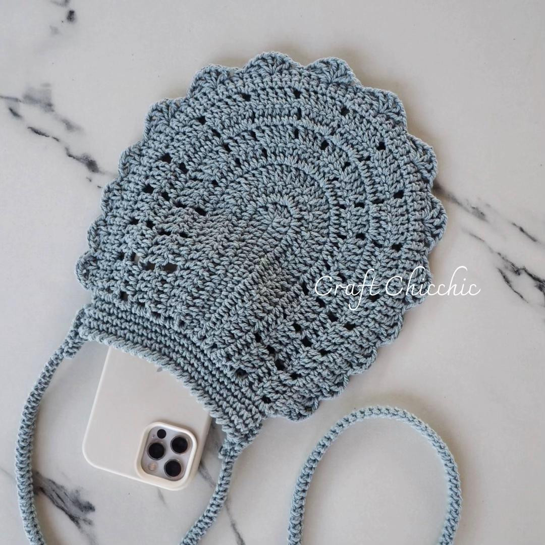 Crochet Phone Bag Pattern - Scallop Edge Design