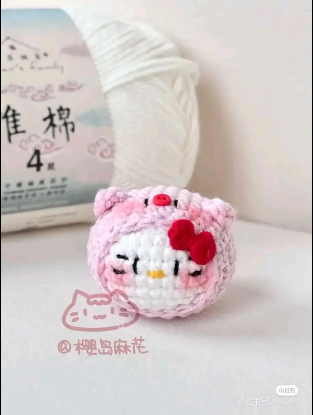 Crochet Pig Kitty Amigurumi Pattern: Pink Hello Kitty Head with Bow and Ears Chart