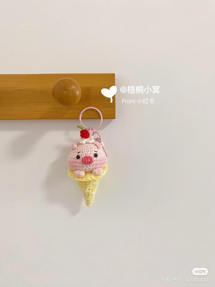 Crochet Piglet Ice Cream Cone Keychain Amigurumi Pattern Chart