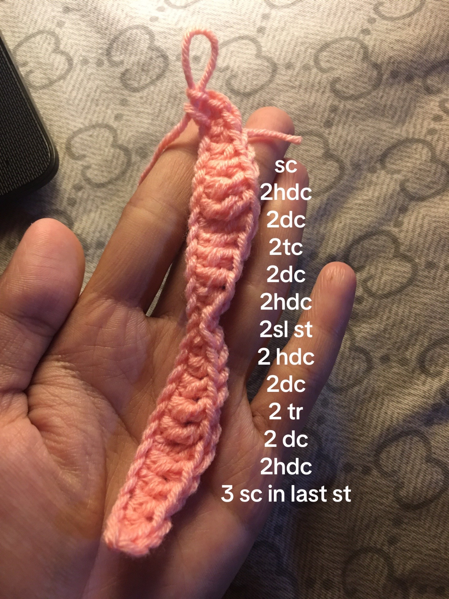 Crochet Pink Bow Tutorial