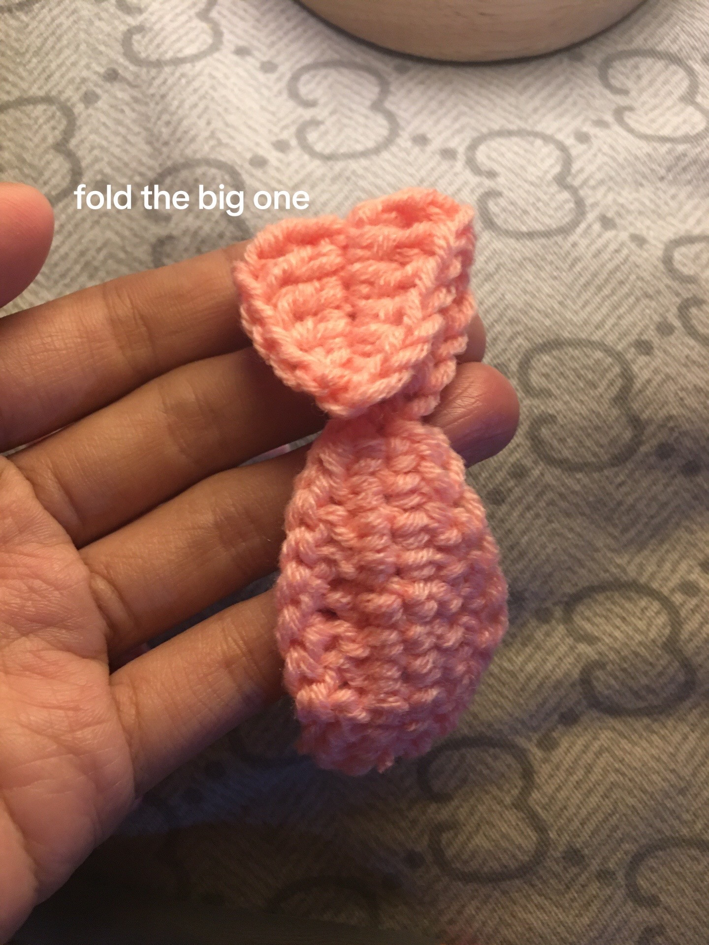 Crochet Pink Bow Tutorial
