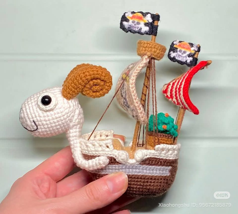 Crochet Pirate Ship with Ram Pattern Chart