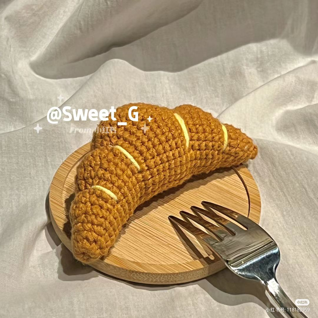 Crochet Pretzel and Bagel Bread Patterns with Instructions