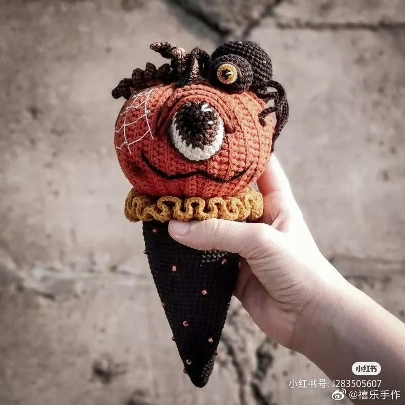 Crochet Pumpkin Ice Cream with Spider Tutorial Chart