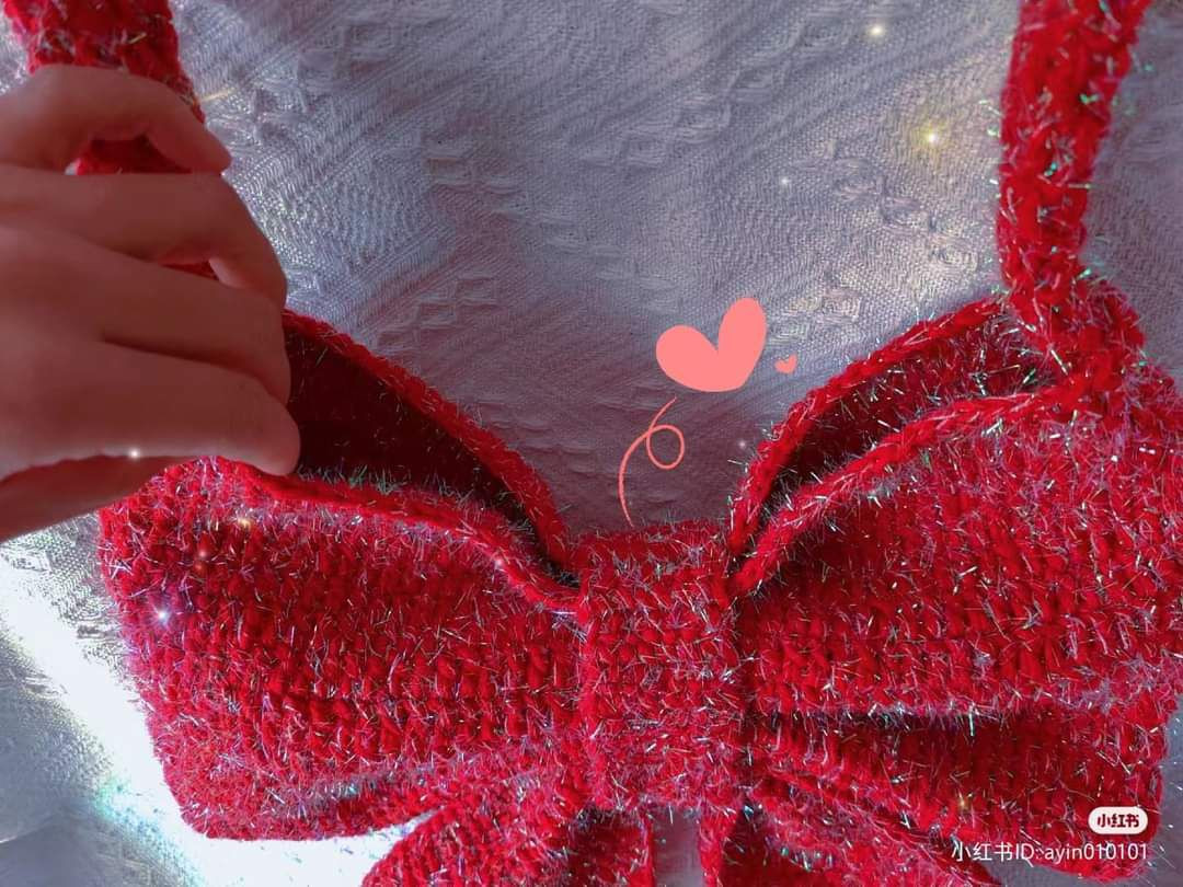 Crochet Red Sparkle Bow Bag Pattern Plus and Normal Version
