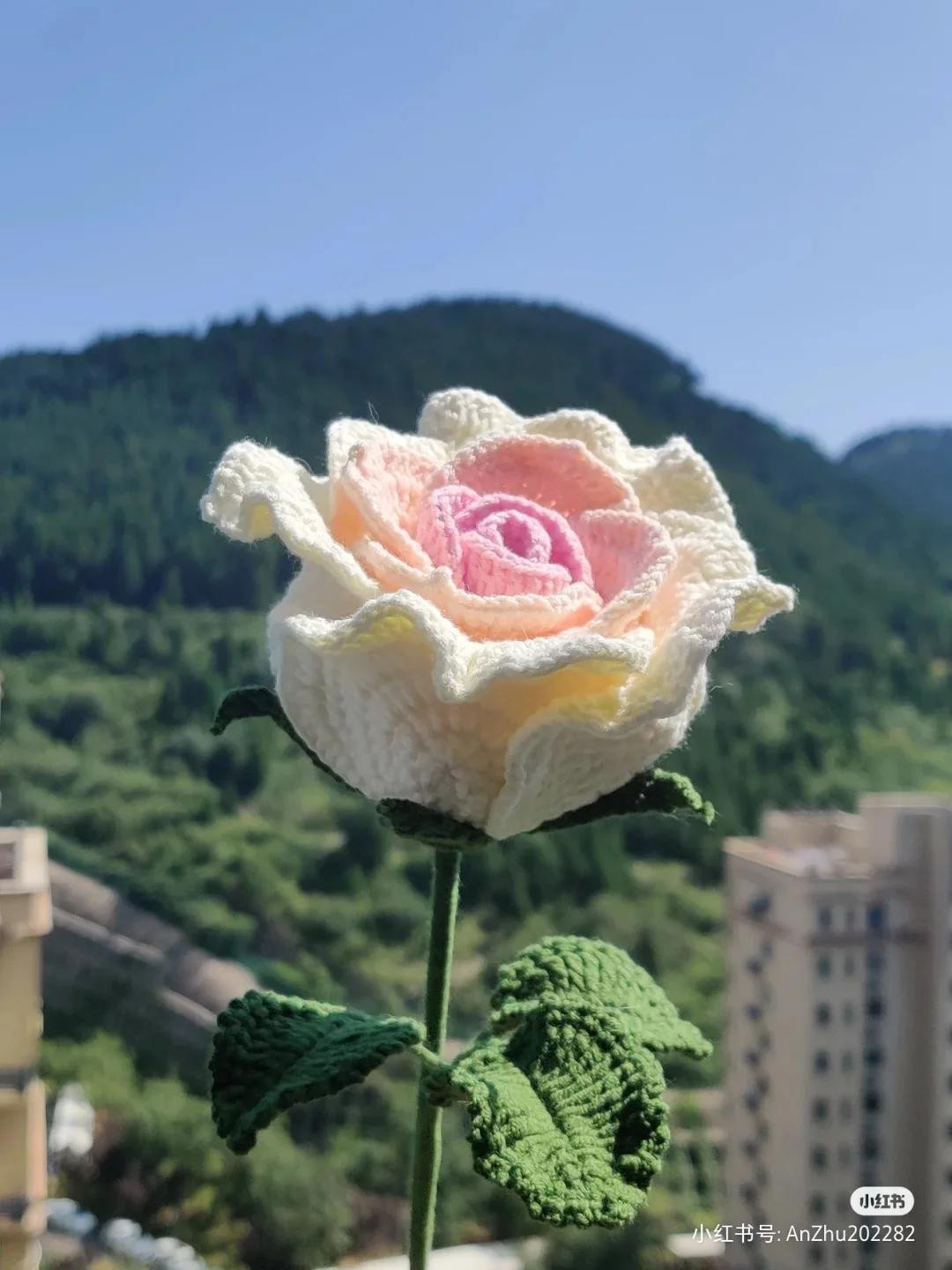 Crochet Rose Flower Pattern Chart: I Love You & Baozi Style