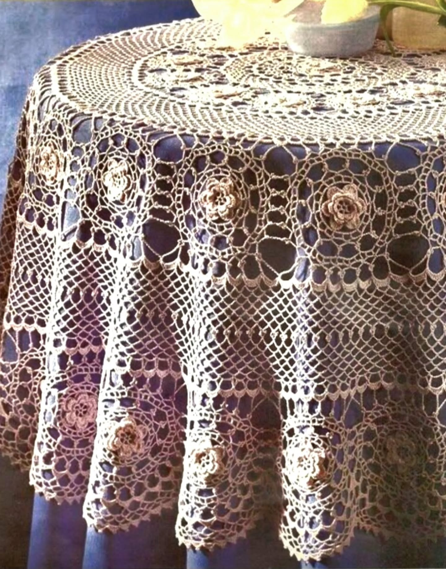 Crochet Round Tablecloth Pattern with Floral Motifs and Lace Edging