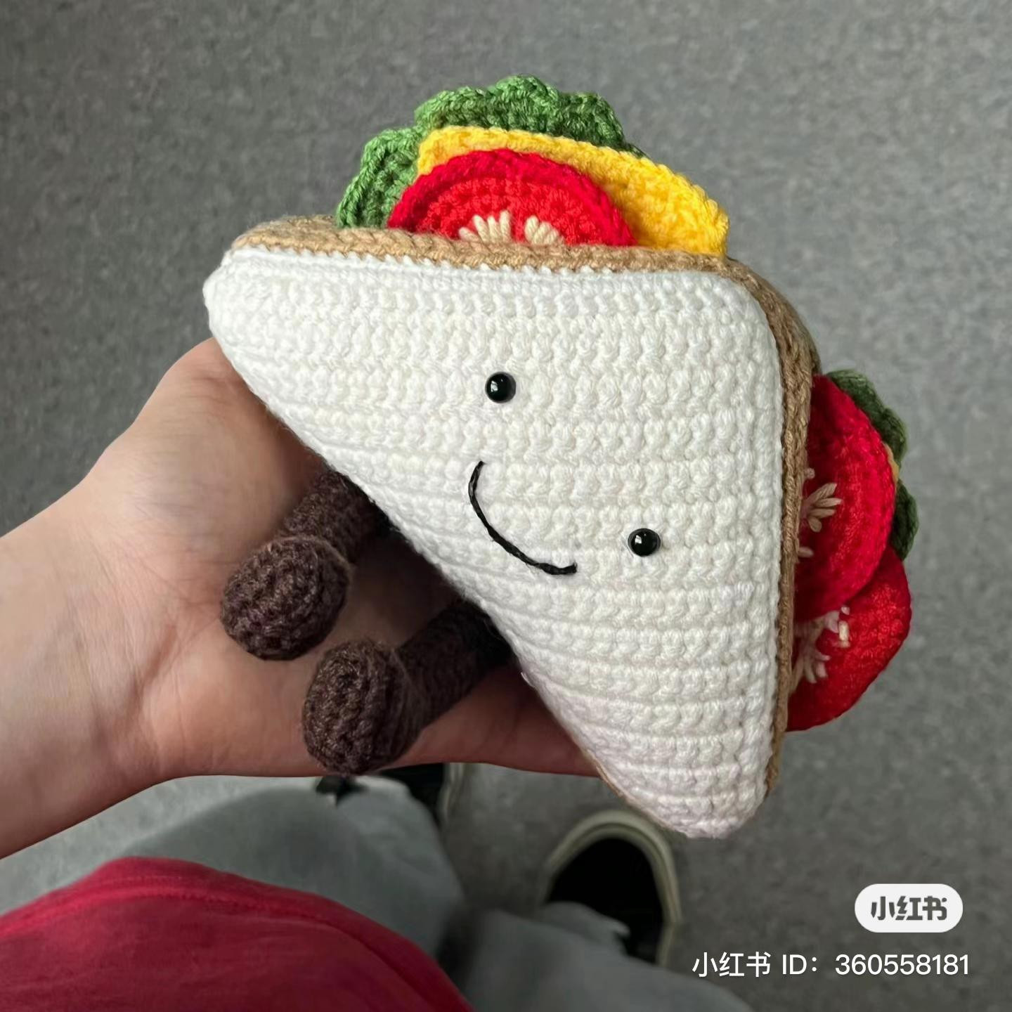 Crochet Sandwich Doll Tutorial: Step-by-step guide to making a cute Jellycat-style amigurumi sandwich with lettuce and tomato slices
