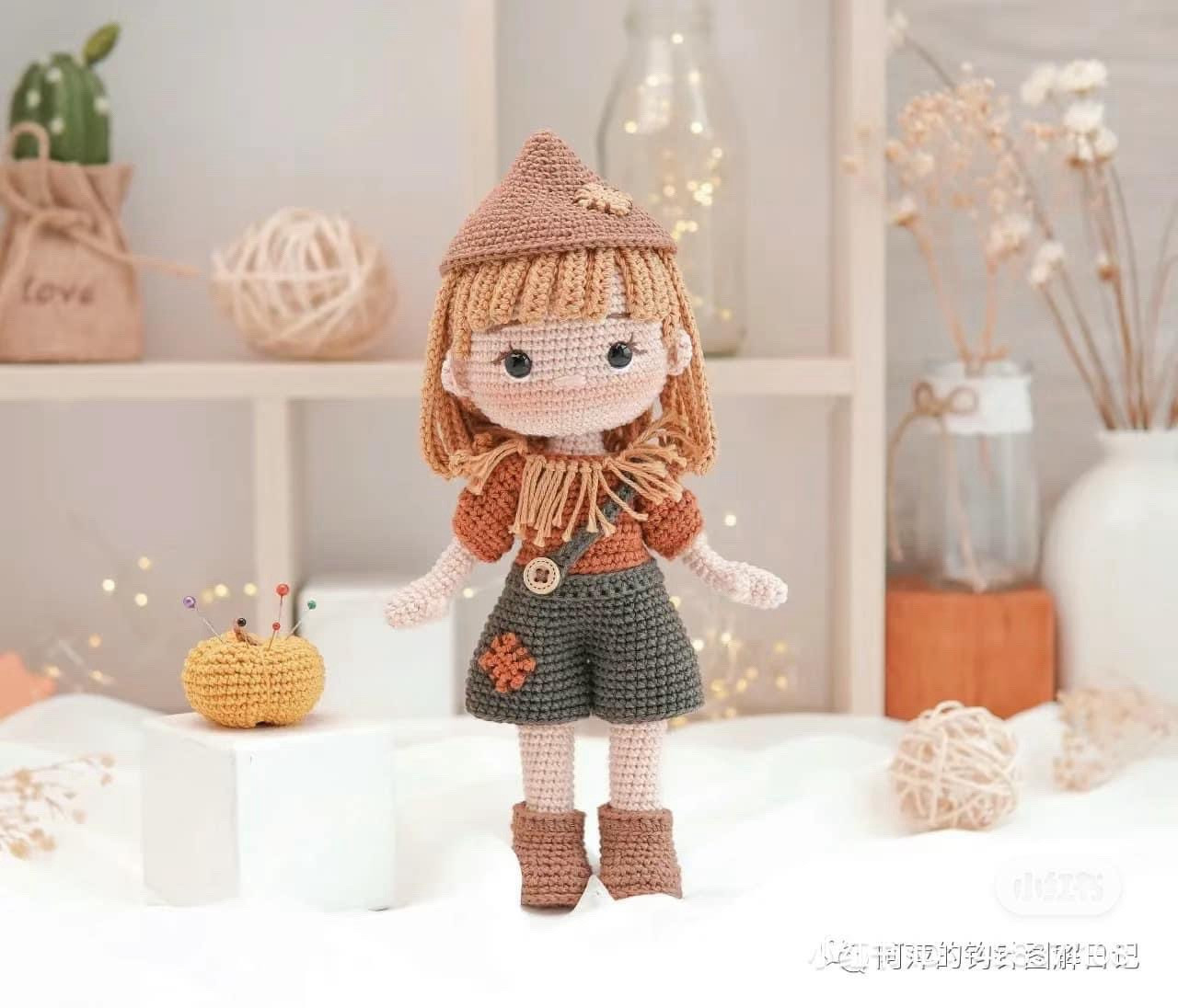 Crochet Scarecrow Doll Sami Pattern with Pumpkin