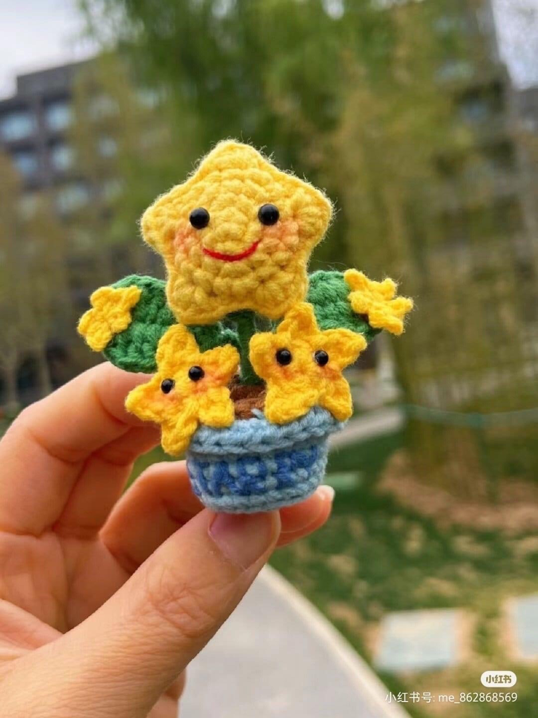 Crochet Star Potted Plant Pattern: Cute Yellow Stars with Green Leaves in Blue Pot