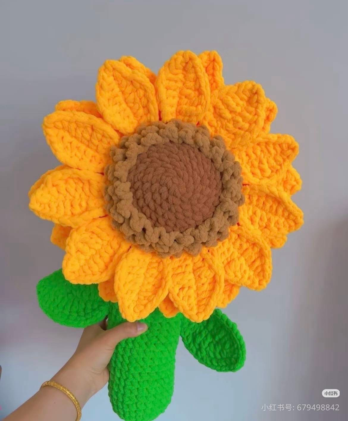 Crochet Sunflower Chart: Stem, Flower Head, and Sepals Instructions
