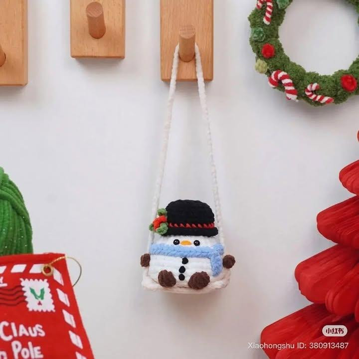 Crochet Swing Gingerbread Man Doll Pattern