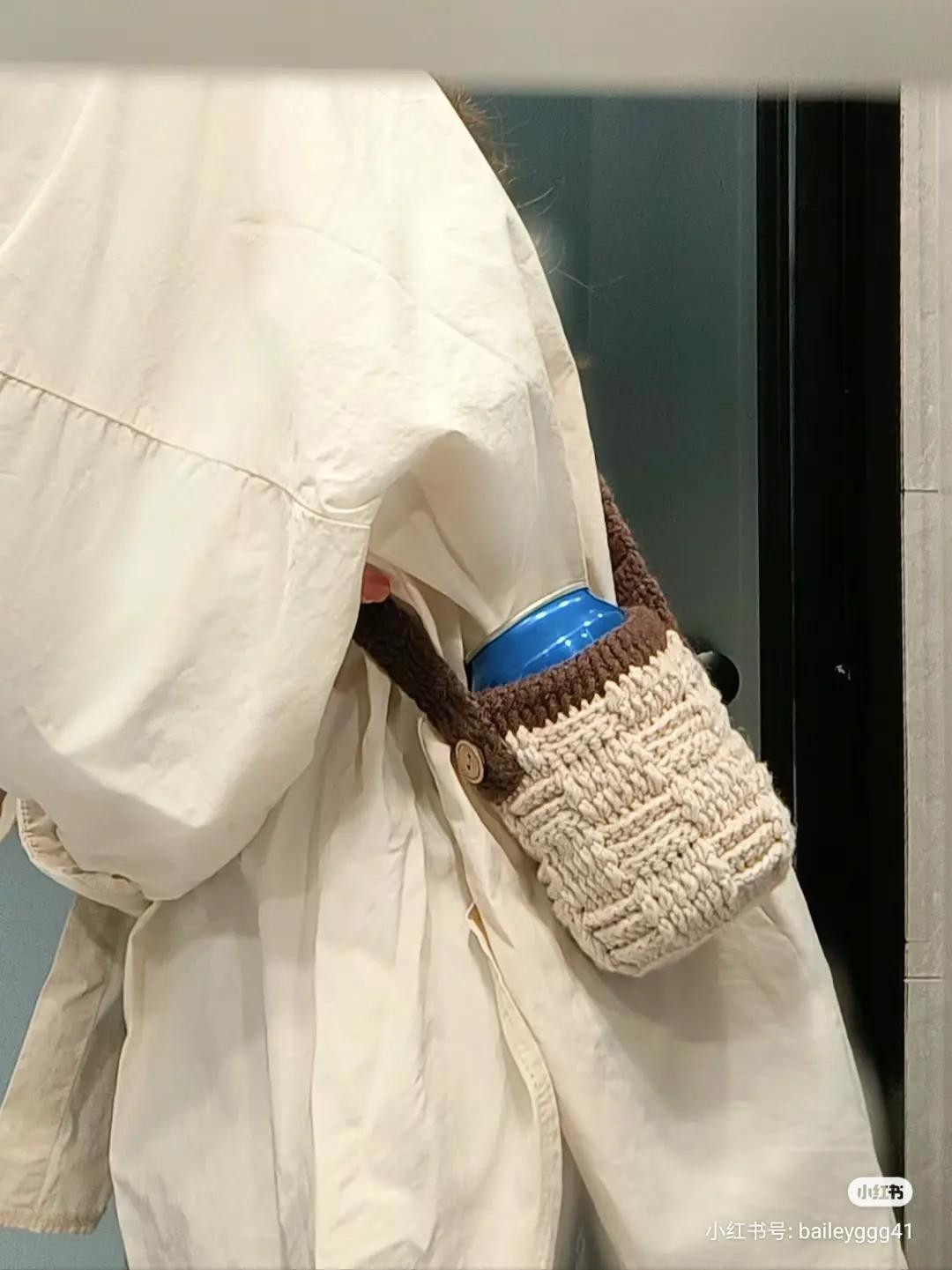 Crochet Tote Bag and Granny Square Crossbody Bag Patterns with Charts