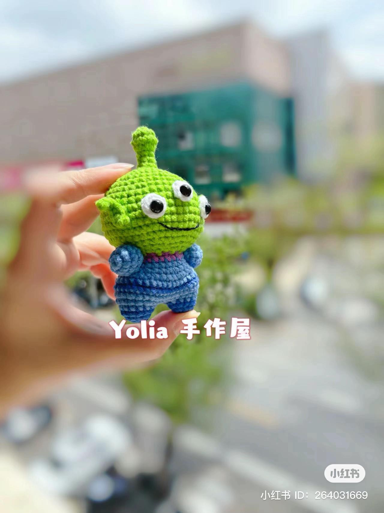 Crochet Toy Story Characters: Woody, Buzz Lightyear, and Alien Amigurumi Patterns