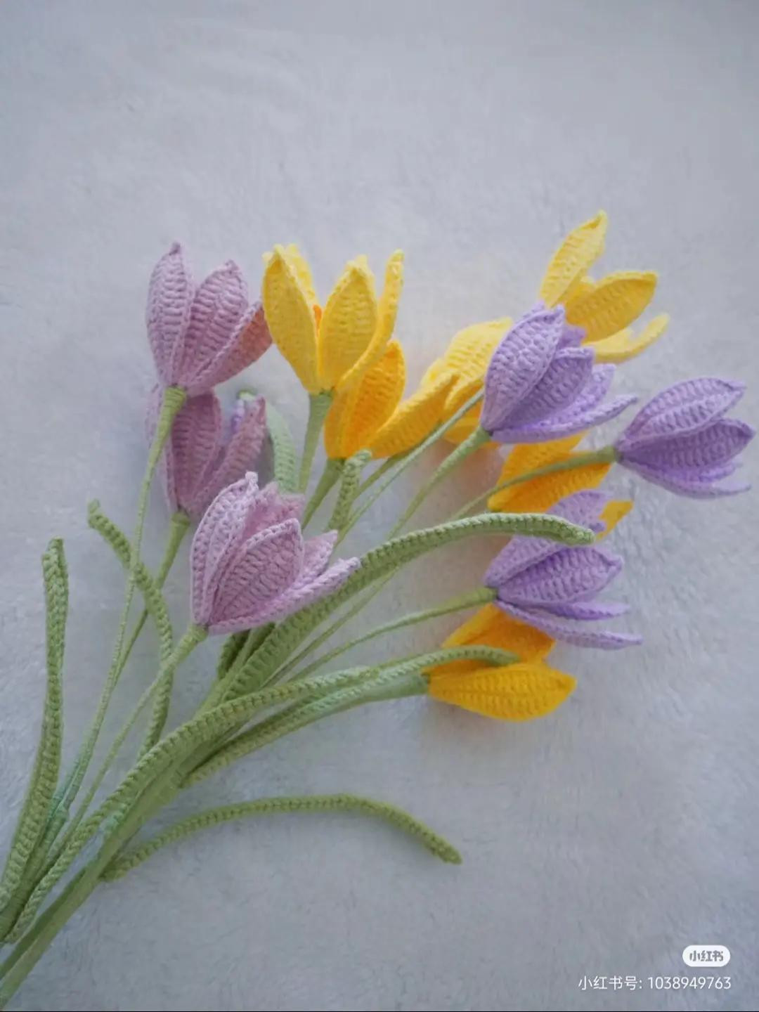 Crochet Tulip Flower Pattern with Instructions in Pastel Colors