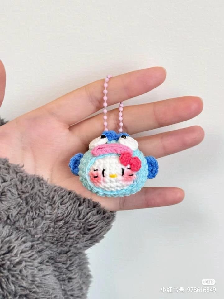 Crochet Tutorial: Black Skin Hula Kitty and Ugly Fish Kitty Amigurumi Patterns