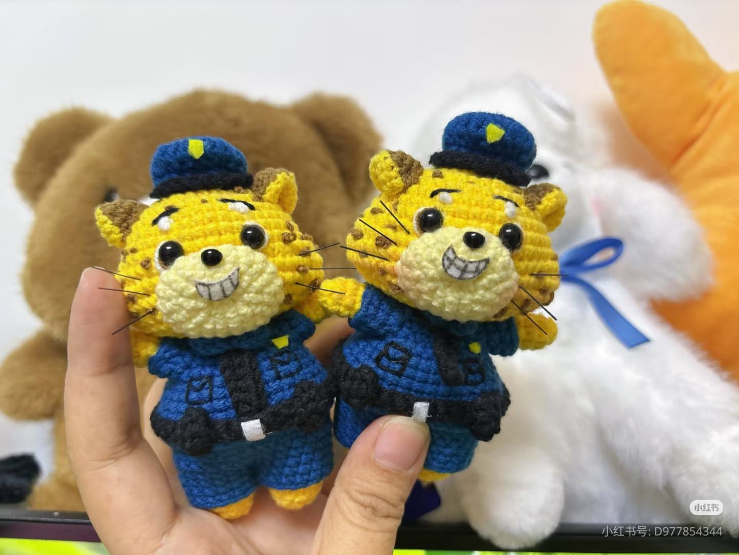 Crochet Zootopia Officer Clawhauser Amigurumi Pattern Chart