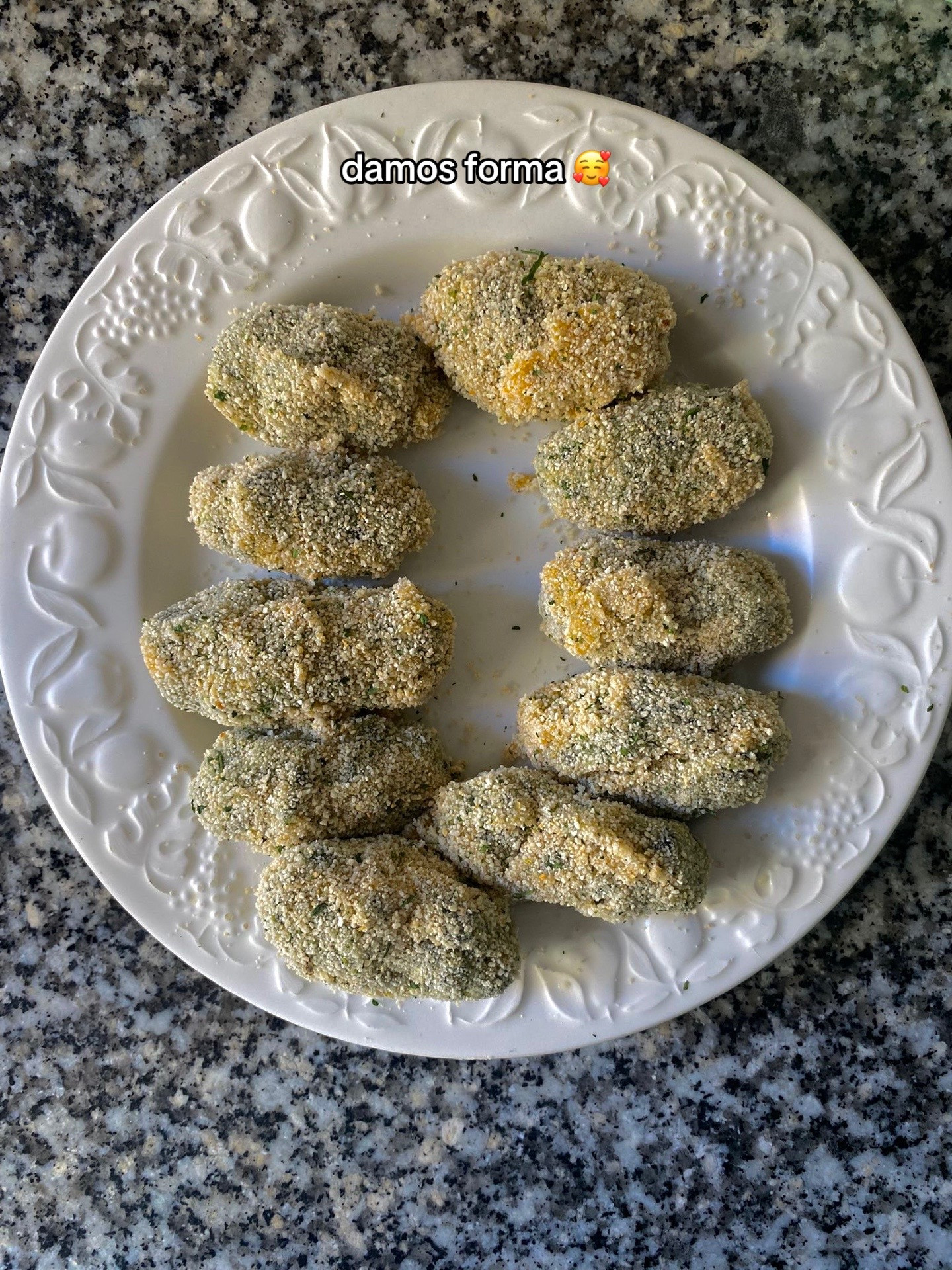 Croquetas de espinacas, pera y gorgonzola