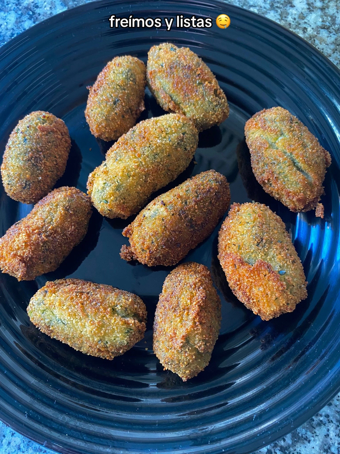 Croquetas de espinacas, pera y gorgonzola