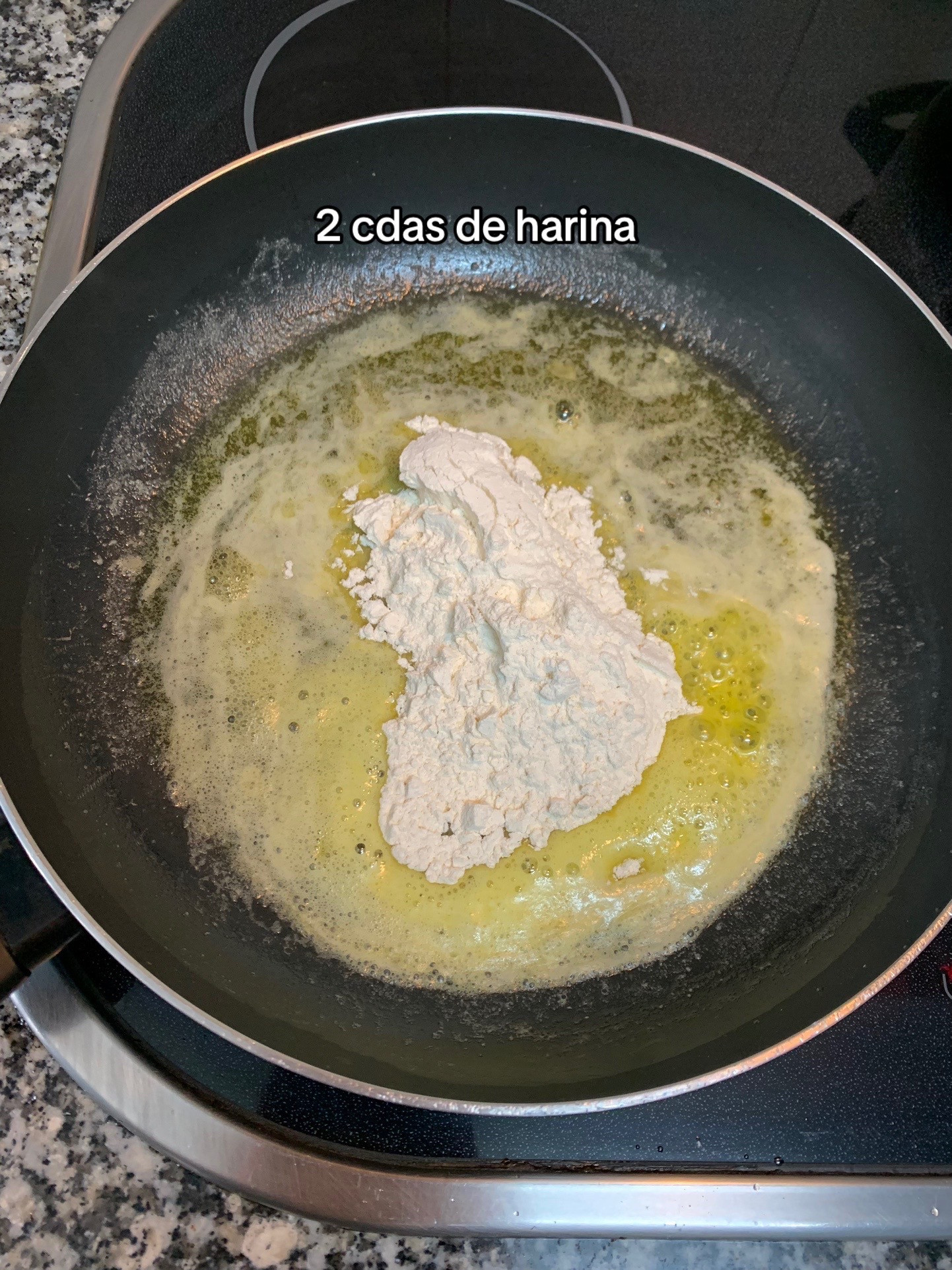 Croquetas de trufa y queso: receta fácil paso a paso con mantequilla, harina y leche