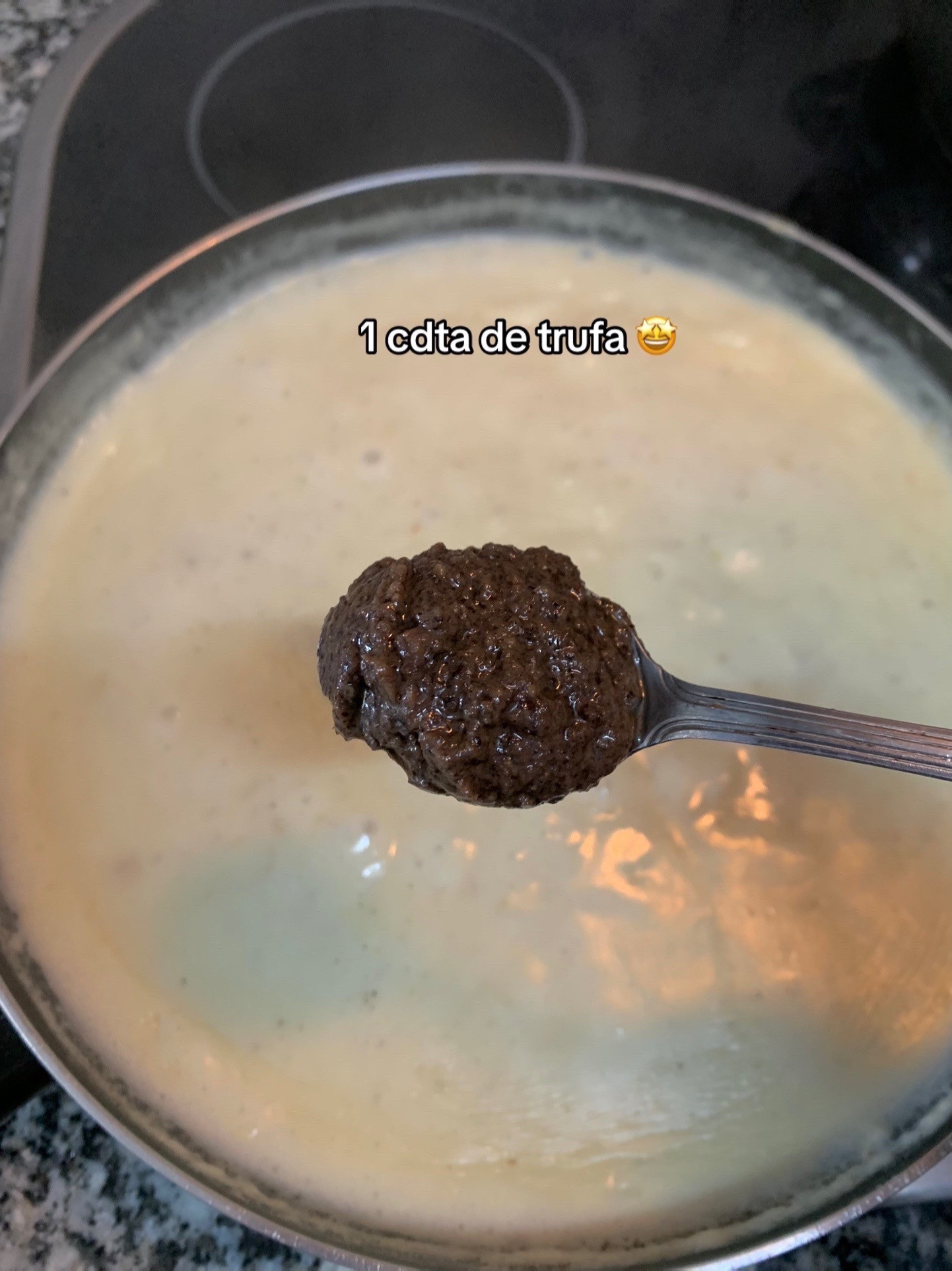Croquetas de trufa y queso: receta fácil paso a paso con mantequilla, harina y leche