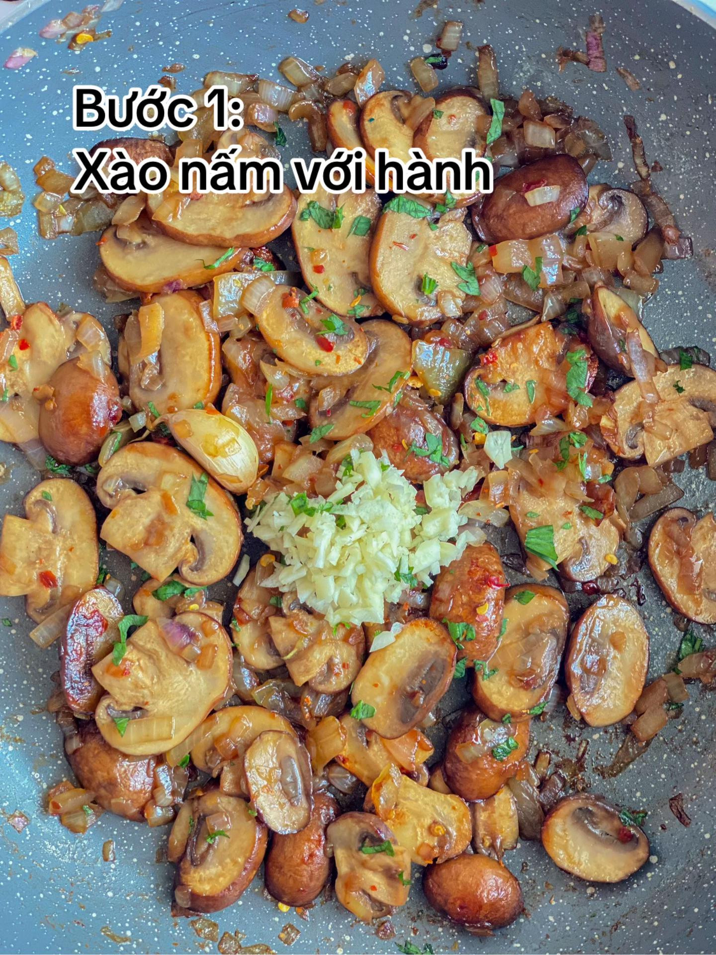 Cùng mình làm Mì Ý sốt kem và nấm cực béo ngậy, siêu ngon