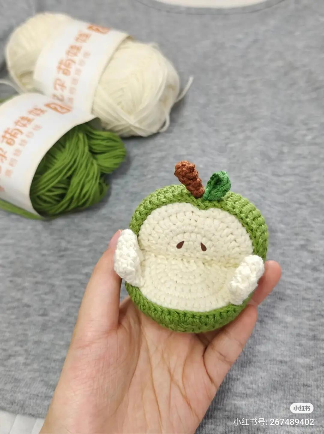 Cute Apple Sofa Crochet Pattern Tutorial