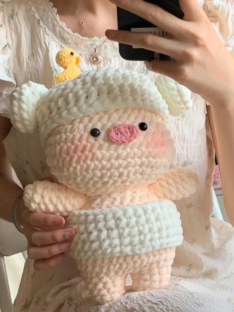 Cute Bath Pig Amigurumi Crochet Pattern with Hat and Towel
