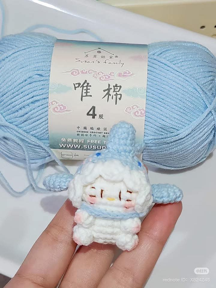 Cute Blue Crochet Shark Amigurumi Pattern and Tutorial