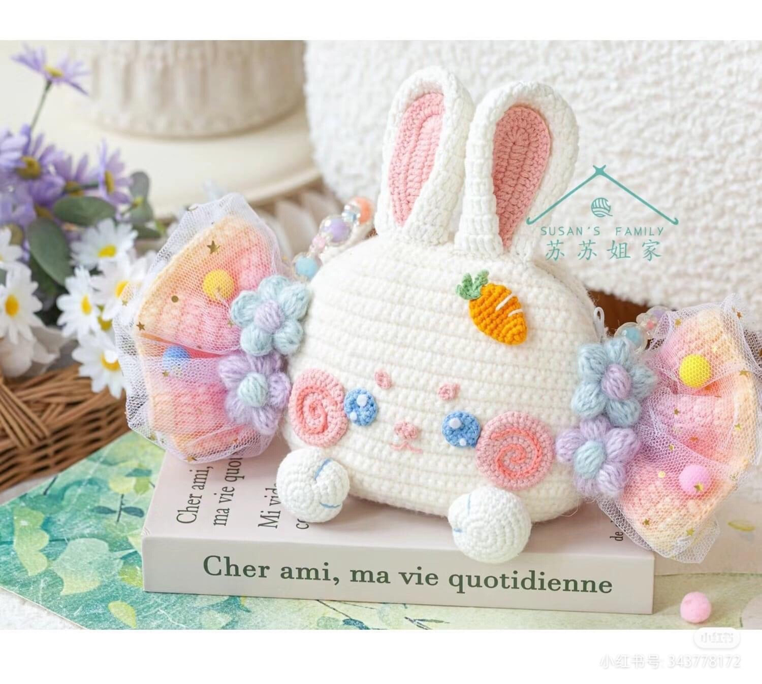 Cute Bunny Crochet Bag Pattern with Wings and Carrot