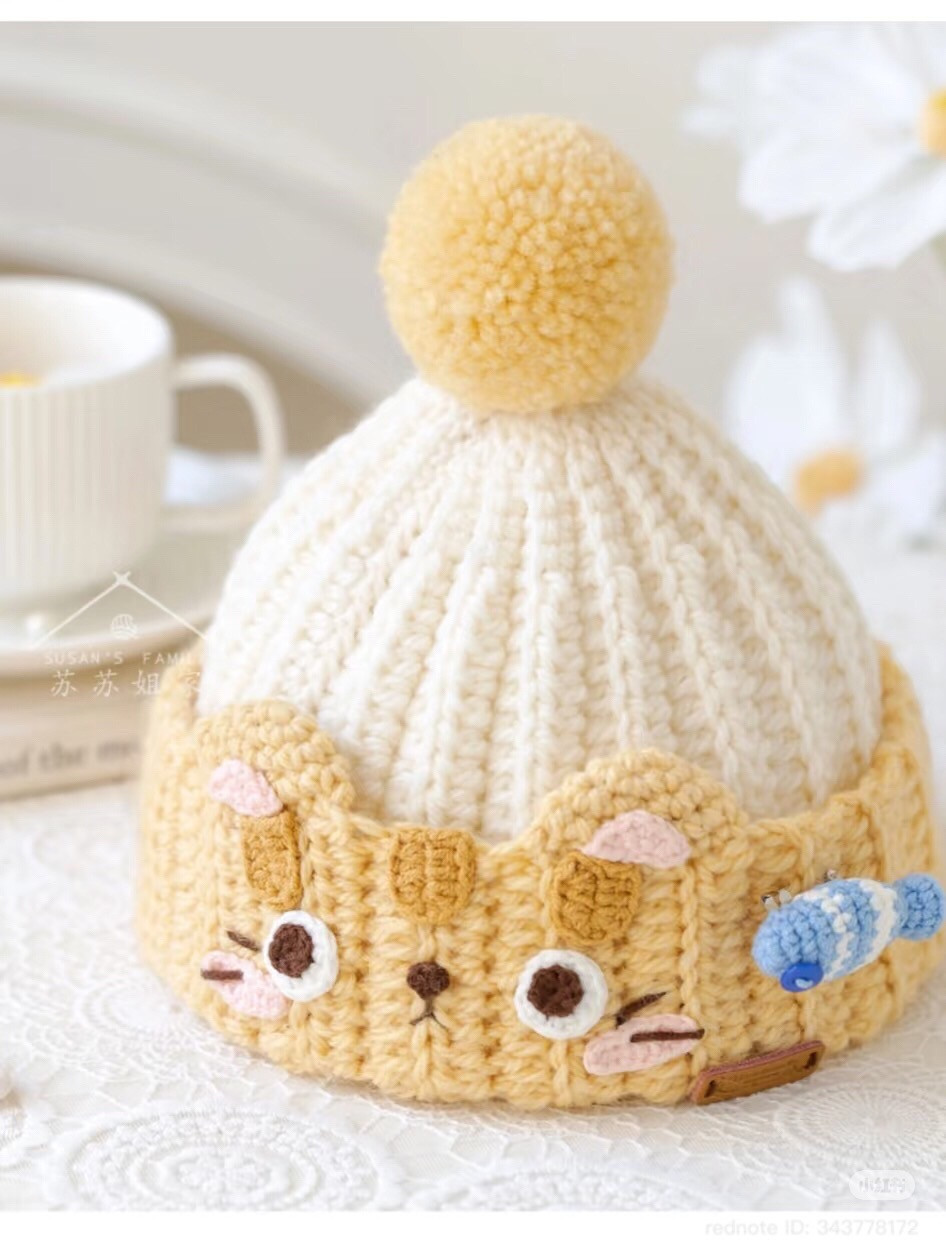Cute Cat Crochet Beanie Hat Pattern with Fish Charm