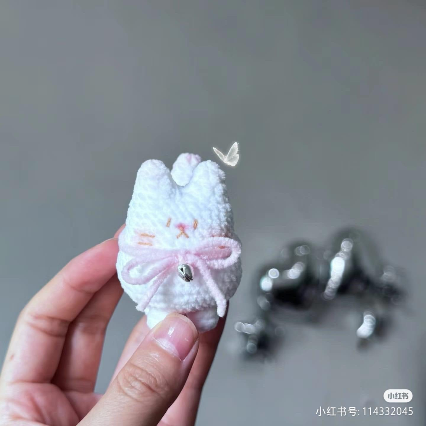 Cute Chubby Cat Amigurumi Pattern: Black and White Crochet Doll with Pink Bow and Bell Tutorial