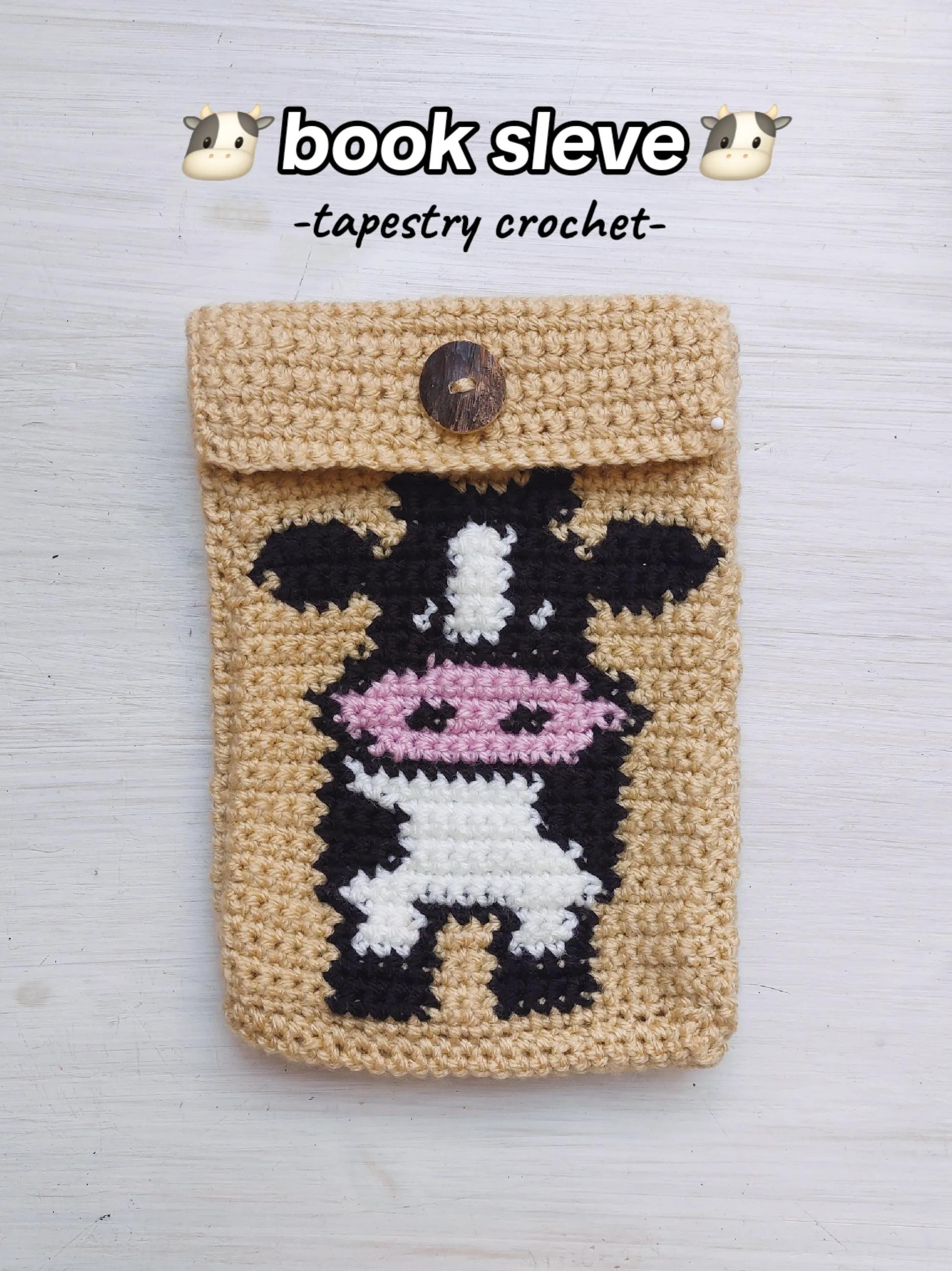 Cute Cow Tapestry Crochet Book Sleeve with Pixel Pattern Chart