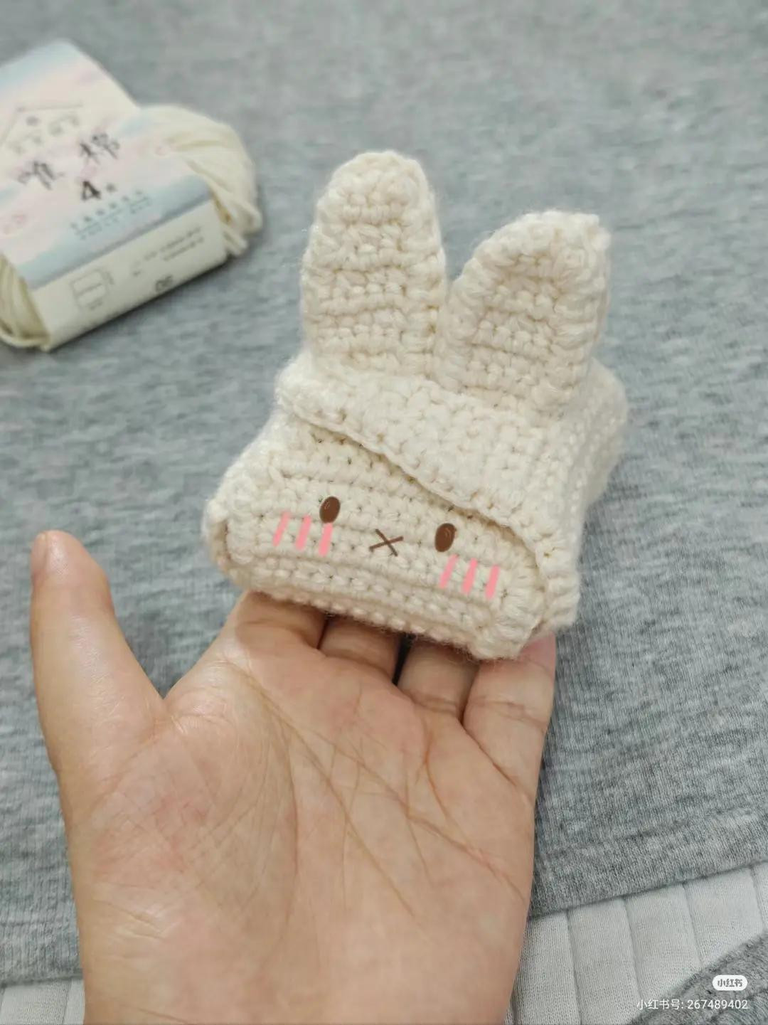 Cute Cream Crochet Bunny Coin Purse with Zipper - Free Pattern and Tutorial