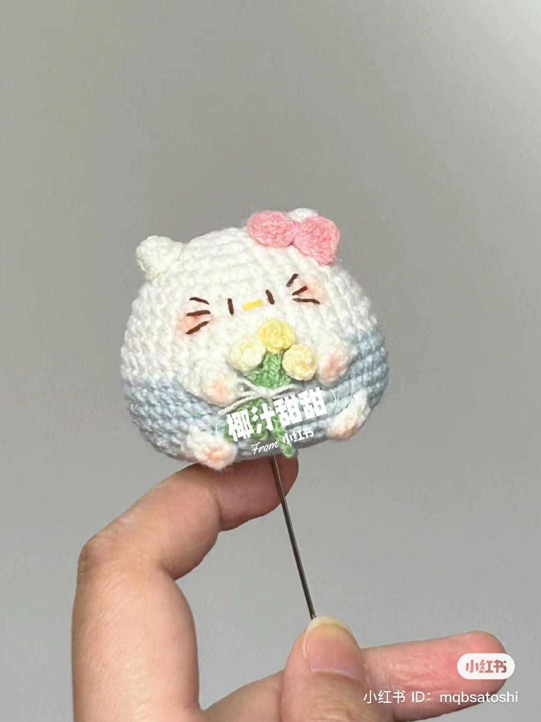Cute Crochet Amigurumi Patterns: Money Bag, Animal Pouches, and Cat Ornament