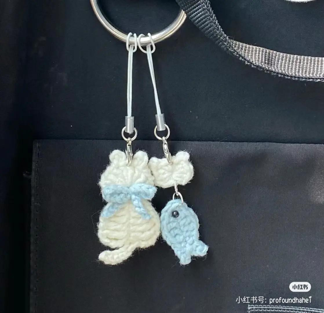 Cute Crochet Cat and Fish Keychain Tutorial with Chart