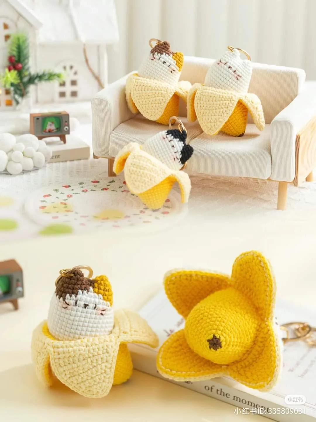 Cute Crochet Cat in Banana Peel Amigurumi Pattern
