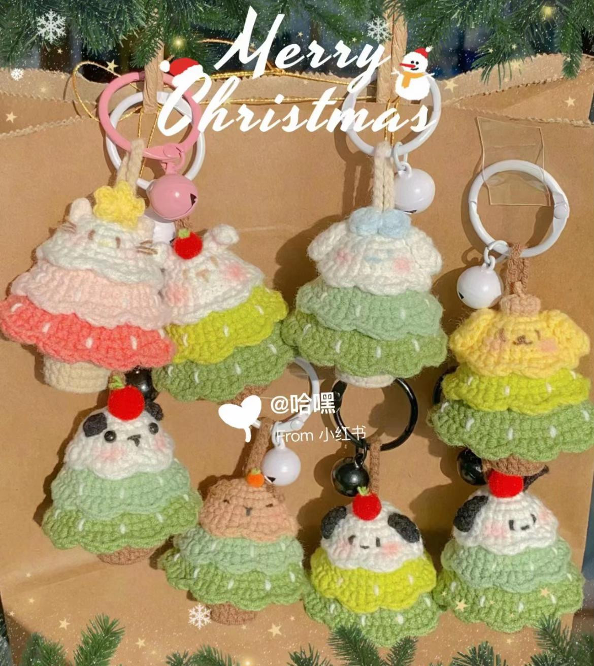 Cute Crochet Christmas Tree Keychains with Bear and Pig Heads Pattern