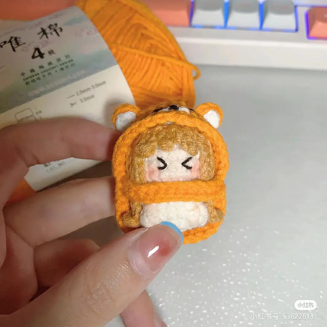 Cute Crochet Dolls: Sleeping Lion and Blue Cat Character Patterns